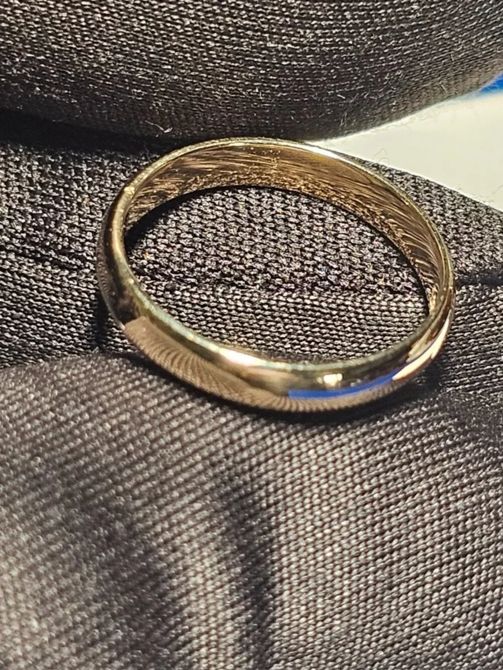 14KT GOLD PLAIN WEDDING BAND 3MM SIZE 4